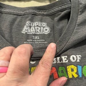 Super Mario tee short sleeves size 3x in GUC
